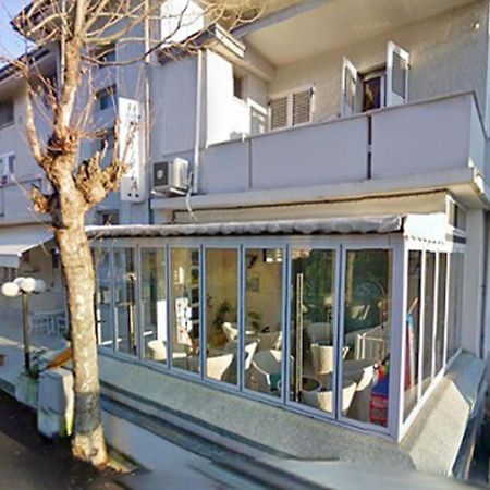 Hotel Silvia Viserbella di Rimini Extérieur photo
