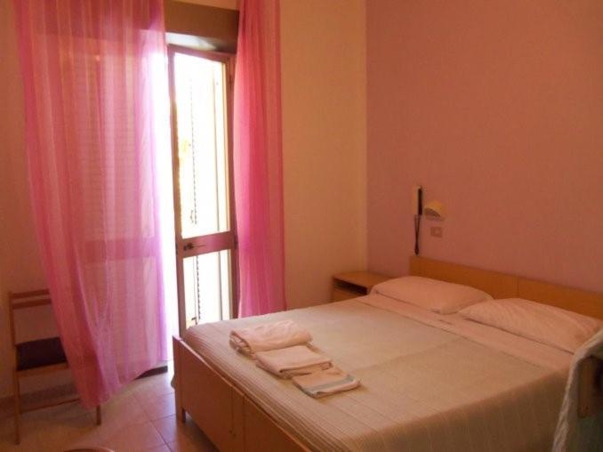 Hotel Silvia Viserbella di Rimini Extérieur photo